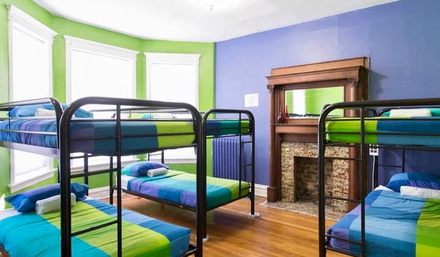 The clean and colorful dorm rooms of the Wrigley Hostel in Chicago, USA